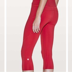 Red Fast & Free Crop II *Nulux 19"